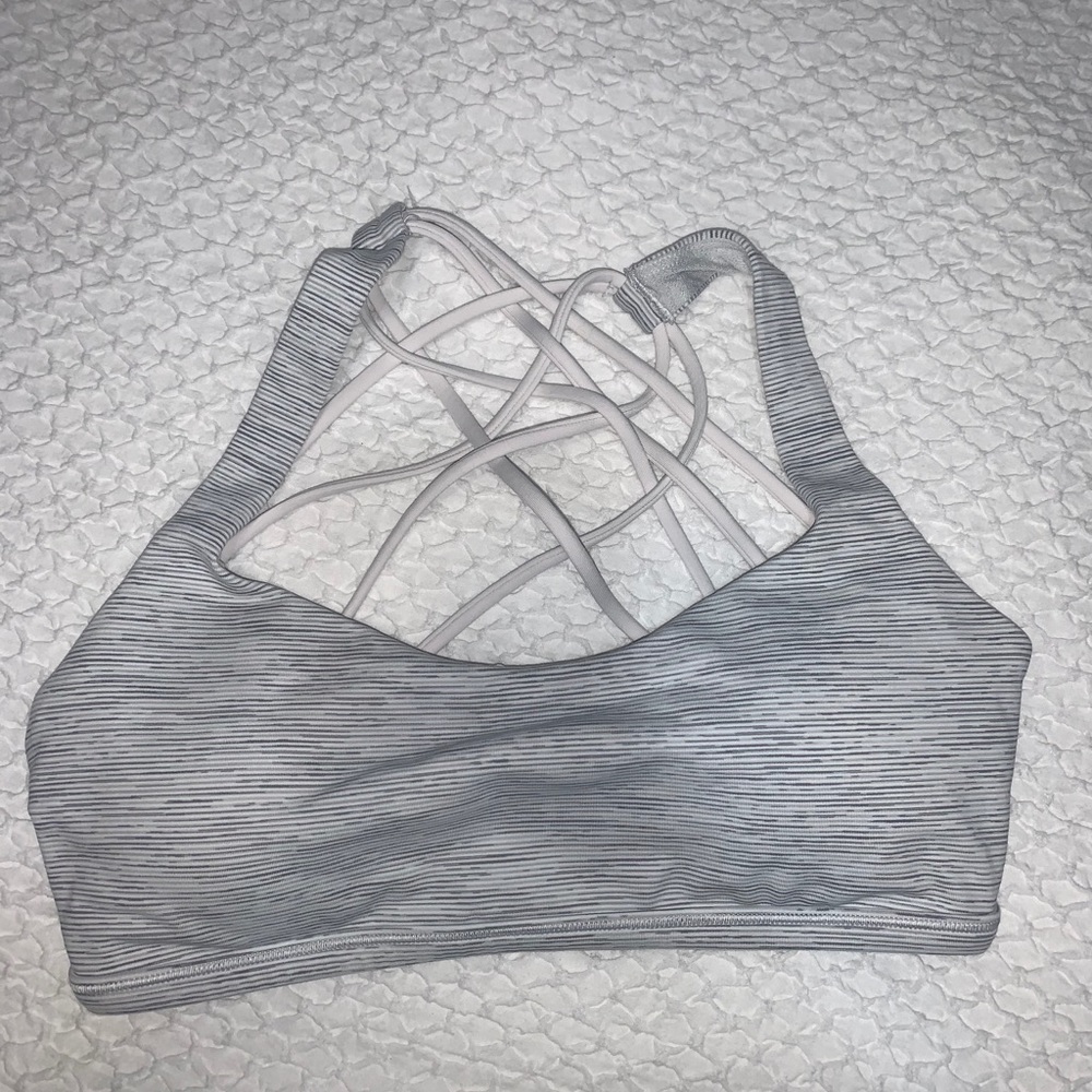 Lululemon Sports bra!!